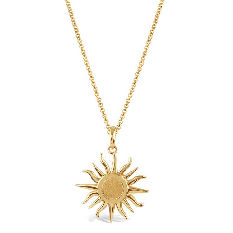 Soleil Necklace – 18k gold-plated stainless steel sun pendant necklace, tarnish-free and hypoallergenic