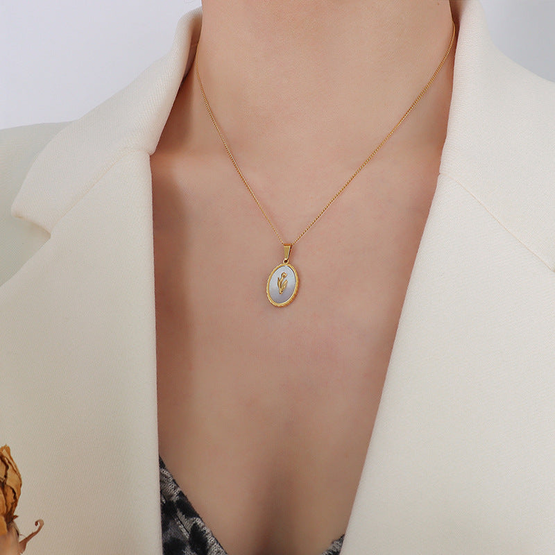 Tulipe Necklace – White Mother-of-Pearl Tulip Pendant
