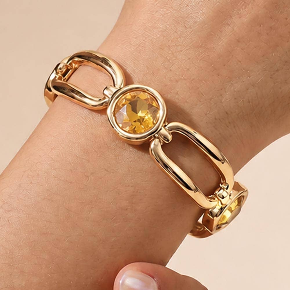 Round Crystal Hammered Metal Open Oval Stretch Bracelet