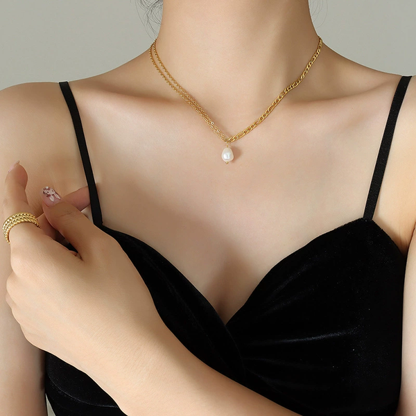 Celeste Pearl Necklace