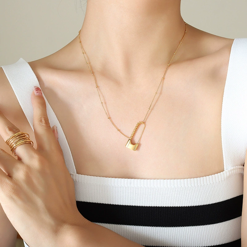 Hypoallergenic Giada necklace with durable gold plating and contemporary pendant design